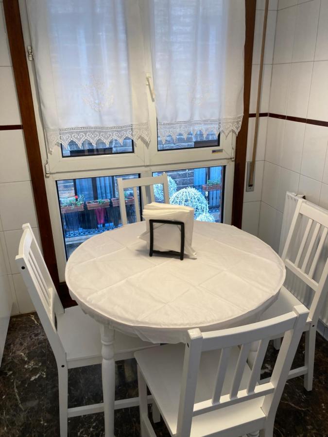 Angeles Sorazu - Ongi Etorri Apartman Zumaia Kültér fotó